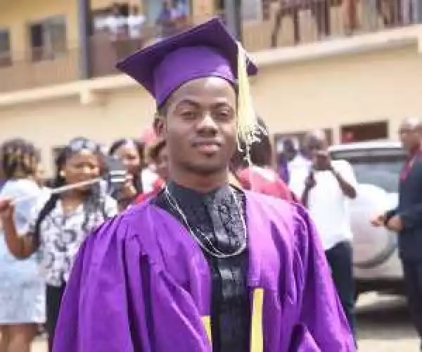 Photo: Star Singer, Korede Bello Goes Back To School For His HND Programme